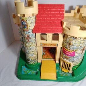 Fisher-Price Little People Vintage 1974 Play Family Castle